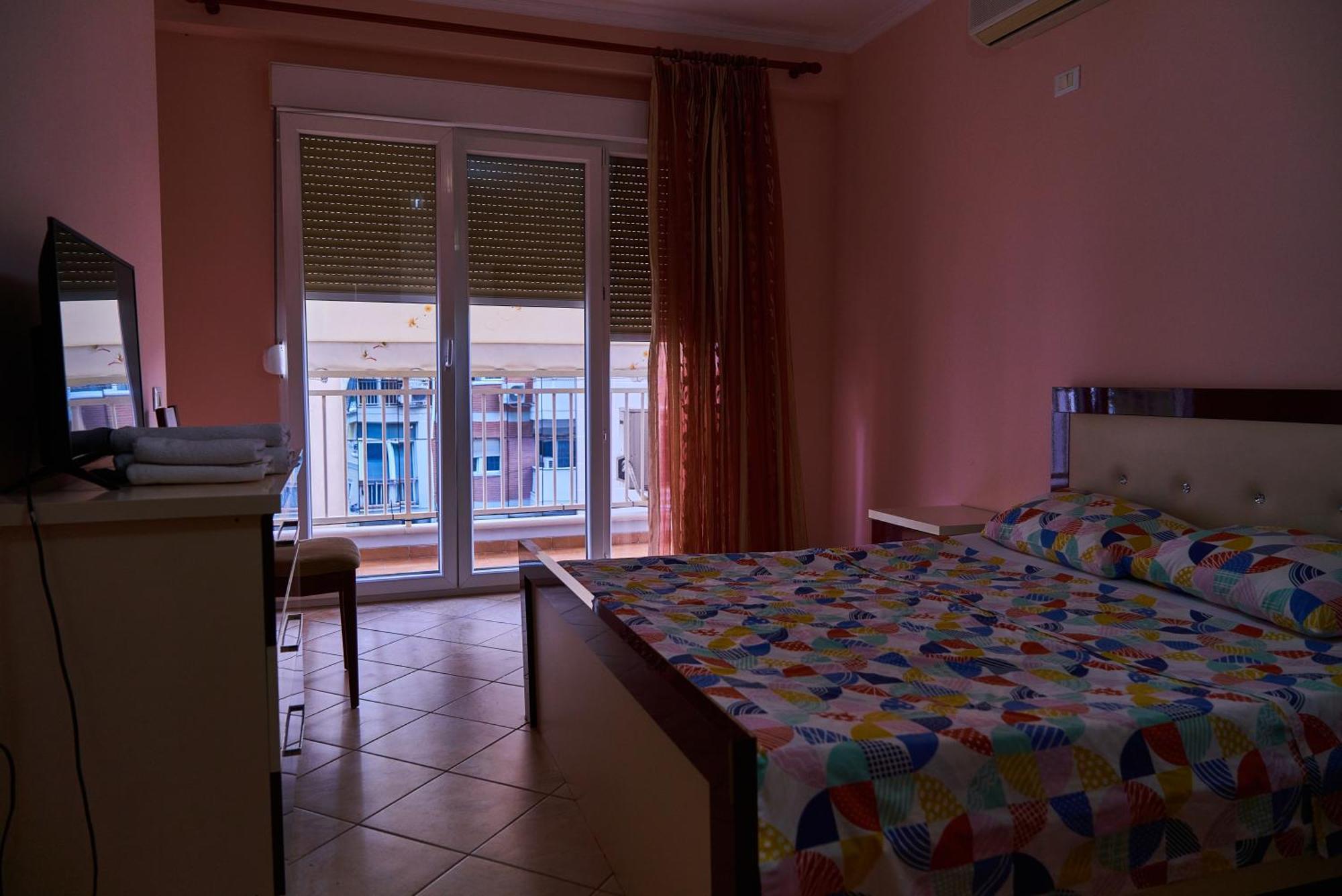 Kalpazo Skanderbeg Square Apartment